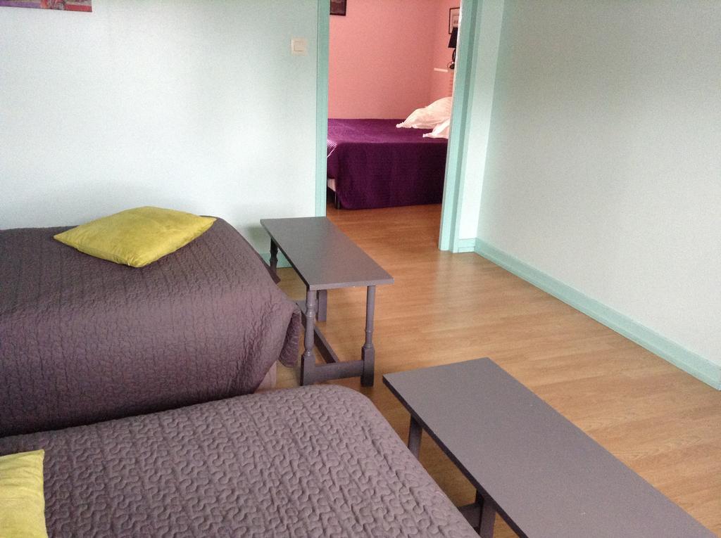 Chambres D'Hotes L'En Haut Des Vignes Merignac  Room photo